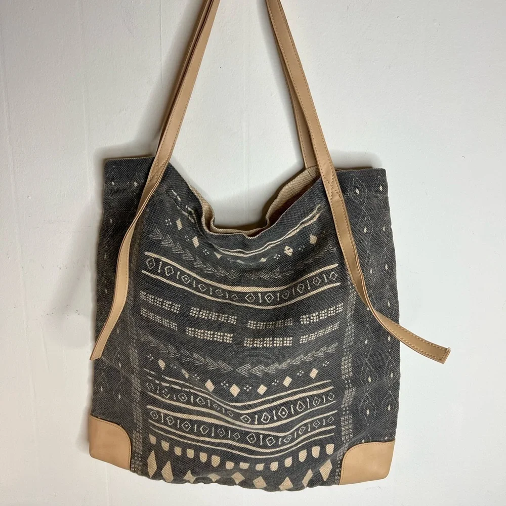 Free People Geometric Gray and Tan Tote